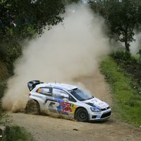 'Volkswagen' WRC attīstības labad piekrīt apturēt savas sacīkšu mašīnas attīstīšanu
