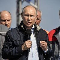 Путин прилетел в Крым и запустил две ТЭС — Балаклавскую и Таврическую