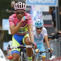 Джиро: Сарамотин добрался до финиша, Контадор вошел в когорту великих