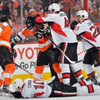 Asumiem bagātā spēlē Daugaviņa 'Senators' zaudē 'Flyers'