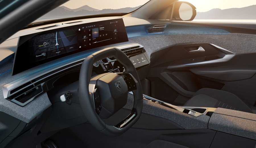 Peugeot Unveils Panoramic ‘i-Cockpit’ with 21-Inch Display for Future Models