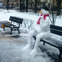 Slēpo vai uzvēli sniegavīru – Parādi 'Delfi Aculieciniekam', kā izbaudi ziemu!