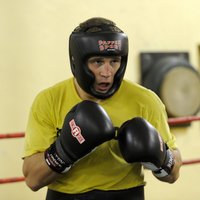 Latvijas bokseris Mairis Briedis palīdzēs Vladimiram Kļičko gatavoties titula cīņai