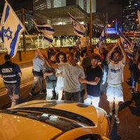 Izraēlā tauta iziet ielās protestos pret Netanjahu virzīto tiesu reformu
