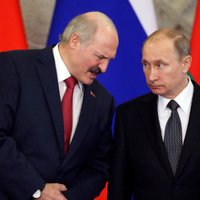 "На хрена нам такой союз?" Лукашенко в день выборов высказался об интеграции с Россией