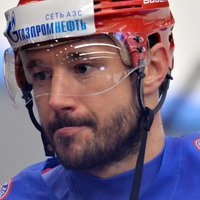 Возвращение Ковальчука в НХЛ сорвалось: останется в СКА еще на сезон