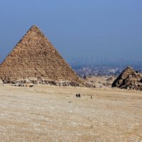 Ēģiptē atrod 3000 gadus senu tempļa dziedātājas kapu