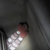 Sarkandaugavā izglābj ventilācijas šahtā iekritušu sievieti