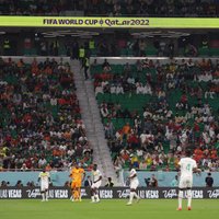Pustukšās tribīnes un viltus apmeklētības rādītāji – FIFA turpina krāpt futbola pasauli