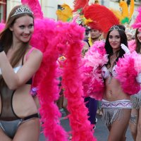 В Самаре устроили бразильский карнавал, а в Москве — День мертвых по-мексикански