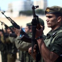 Izraēla un 'Hamas' vienojas par piecu stundu pamieru