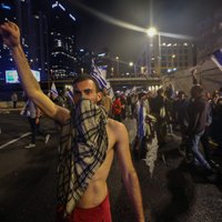 Telavivā plaši protesti pret Izraēlas valdības iecerēto tieslietu reformu