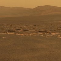 Pētnieki uz Marsa atklājuši tekošu ūdeni