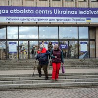 Спринджукс: Количество украинских беженцев в Латвии значительно сокращается