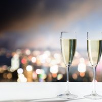 Vīna eksperts Pīters Līems: šampanieti nav iespējams baudīt 'nepareizi'!