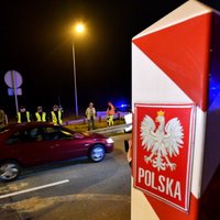 Польша высылает трех российских дипломатов