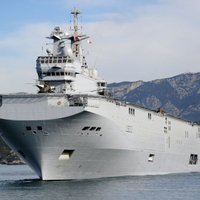 Krievija piedraud ar tiesvedību, ja Francija nepiegādās 'Mistral' kuģi
