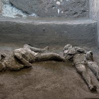 Atklāj, kur pēc Vezuva izvirduma pazuda Herkulānā bojāgājušo mirstīgās atliekas
