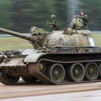 Krievija uz fronti sūta 50. gadu tankus, vēsta organizācija