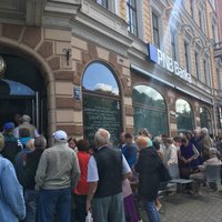 'de facto': 'Rīgas namu pārvaldniekam' 6 miljoni eiro iedzīvotāju naudas palikuši 'PNB bankā'