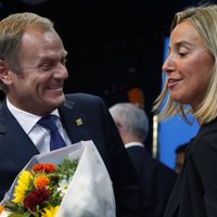 'Delfi' no Briseles: Tusku apstiprina par ES Padomes prezidentu