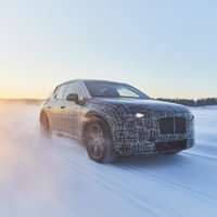 BMW uzsācis sava elektriskā apvidnieka ziemas testus