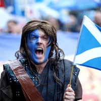 Тысячи шотландцев вышли на марш за независимость