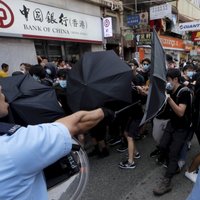 Протесты в Гонконге не утихают: слезоточивый газ, резиновые пули и стычки