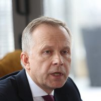 Суд не отменил меры пресечения в отношении президента Банка Латвии Римшевича