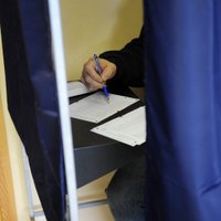 ФОТО: Избиратели активно используют возможность сдать свой голос на хранение