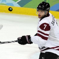 Pieminot Latvijas hokeja 'dzelzs vīru'. Kārlim Skrastiņam – 40