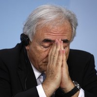 Бывший глава МВФ Стросс-Кан предстанет перед судом за сутенерство