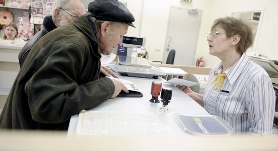 'Pasts senioriem pilda sociālo funkciju' – Saeimā spriež par digitālo nevienlīdzību