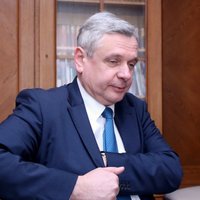 Коалиция поддерживает Шадурскиса в должности министра образования