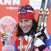 Titulētā norvēģu slēpotāja Marita Bjergena kļuvusi par dēla māmiņu