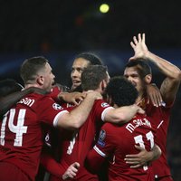 Vārtu birums Anglijā: 'Liverpool' sper soli pretī Čempionu līgas finālam