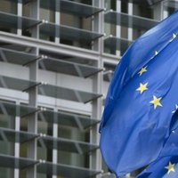 ES uzaicinājusi Kosovu un Serbiju uz krīzes sarunām