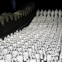 Foto: Par godu 'Zvaigžņu karu' treilera iznākšanai, 'impērijas karavīri' 'ieņem' Lielo Ķīnas mūri