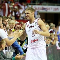 Freimanis ar 'double-double' palīdz 'Kalev/Cramo' basketbolistiem iekļūt Igaunijas čempionāta pusfinālā