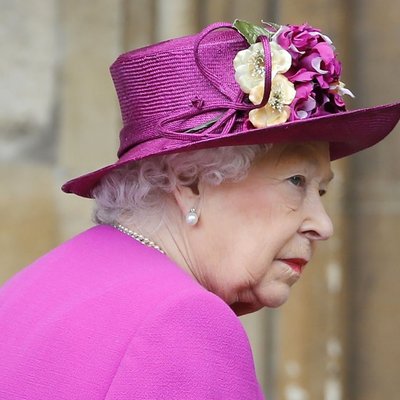 СМИ: Королеву Елизавету II не волнует конфликт Гарри и Уильяма
