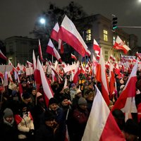 В Польше тысячи вышли на акцию против правительства Туска