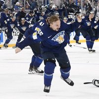 Somijas hokejisti aizraujošā cīņā ceturto reizi kļūst par pasaules čempioniem
