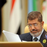 Экс-президент Египта Мурси арестован на 15 суток