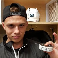 Никита Евпалов забросил первые шайбы в АХЛ (ВИДЕО)