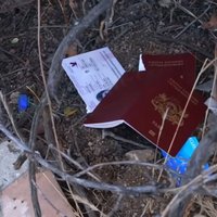 Uz ASV robežas ar Meksiku mētājas Latvijas pases; īpašniekam rosina anulēt pilsonību