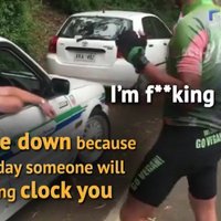 Video: Austrālijā vegāns - riteņbraucējs uz kautiņu izaicina BMW autovadītāju