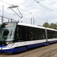 Infografika: 6. tramvaja maršruts joprojām noslogotākais Rīgā