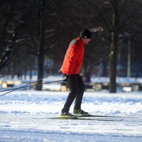 Rīgas dome distanču slēpošanas trases vēl sagatavo; cenas nemainīsies