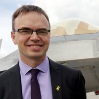 Igaunijas ārlietu ministrs Miksers Trampu dēvē par savdabīgu