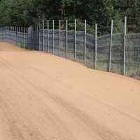 12 Baltkrievijas robežsargi, mēģinot piespiest migrantus šķērsot robežu, iegājuši Lietuvā